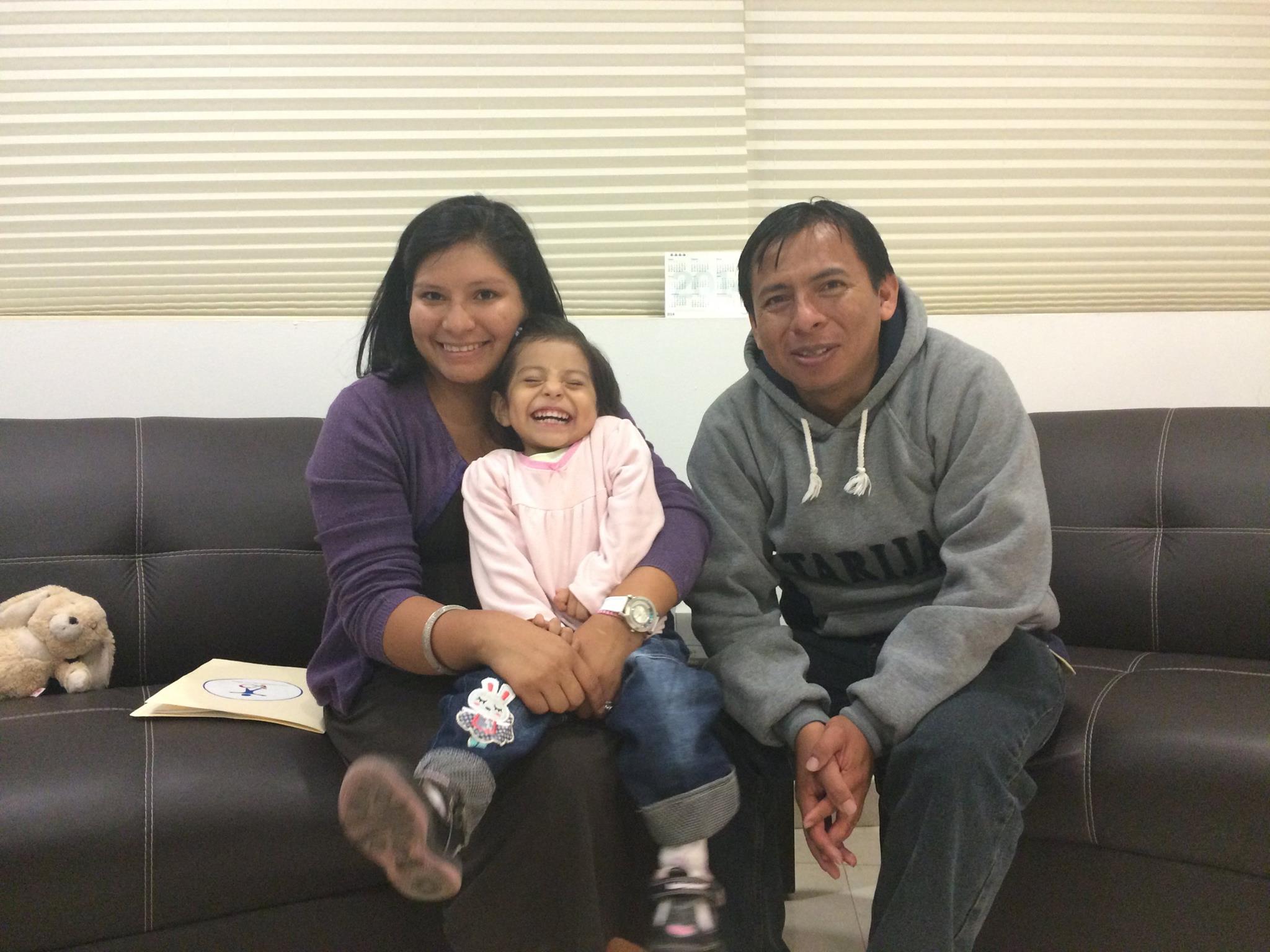 Testimonio niña con malformación anorrectal ya operada que viajó para aprender rehabilitación intestinal