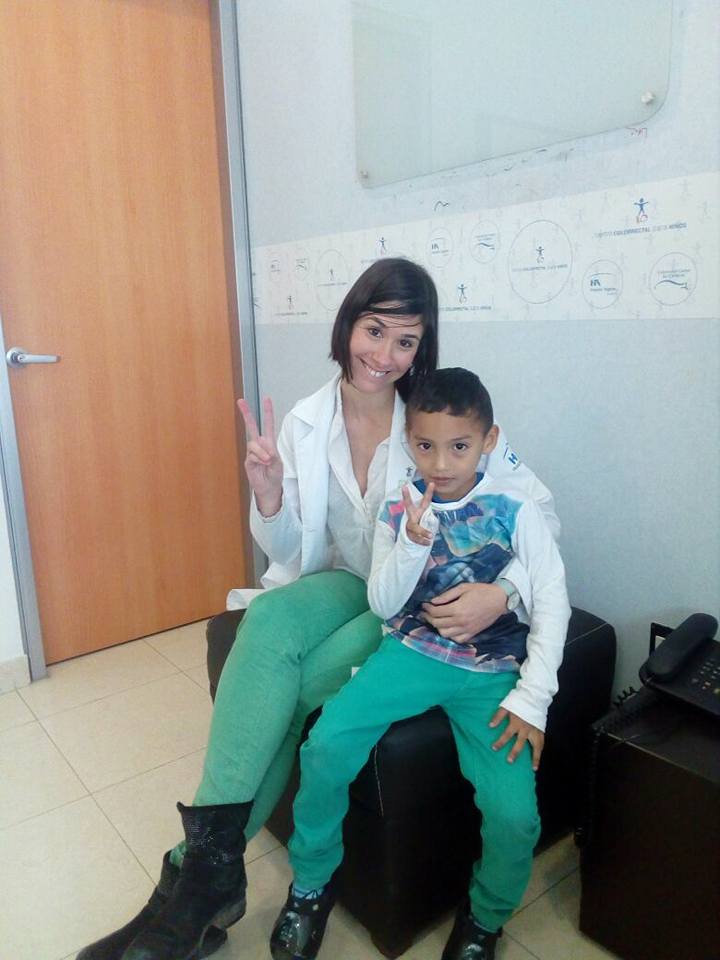 Testimonio de niño con estreñimiento con rehabilitación intestinal, Dra. María